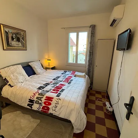 Brinette Toulon